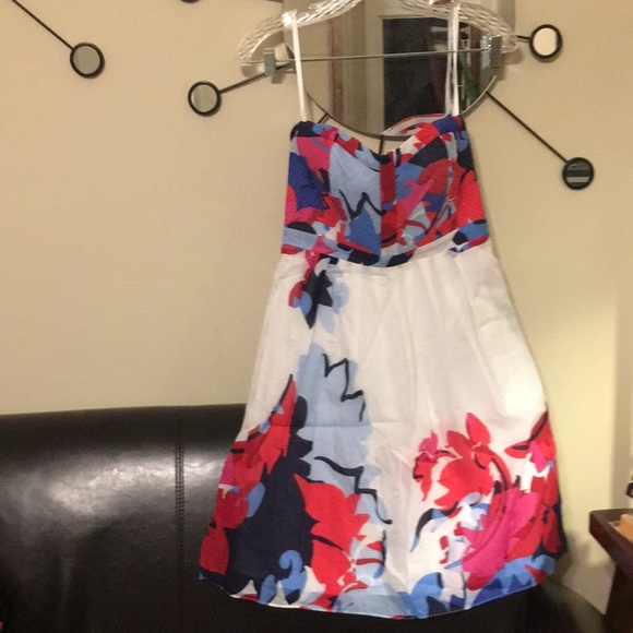 Cynthia Rowley Dresses & Skirts - Strapless Cynthia Rowley Dress